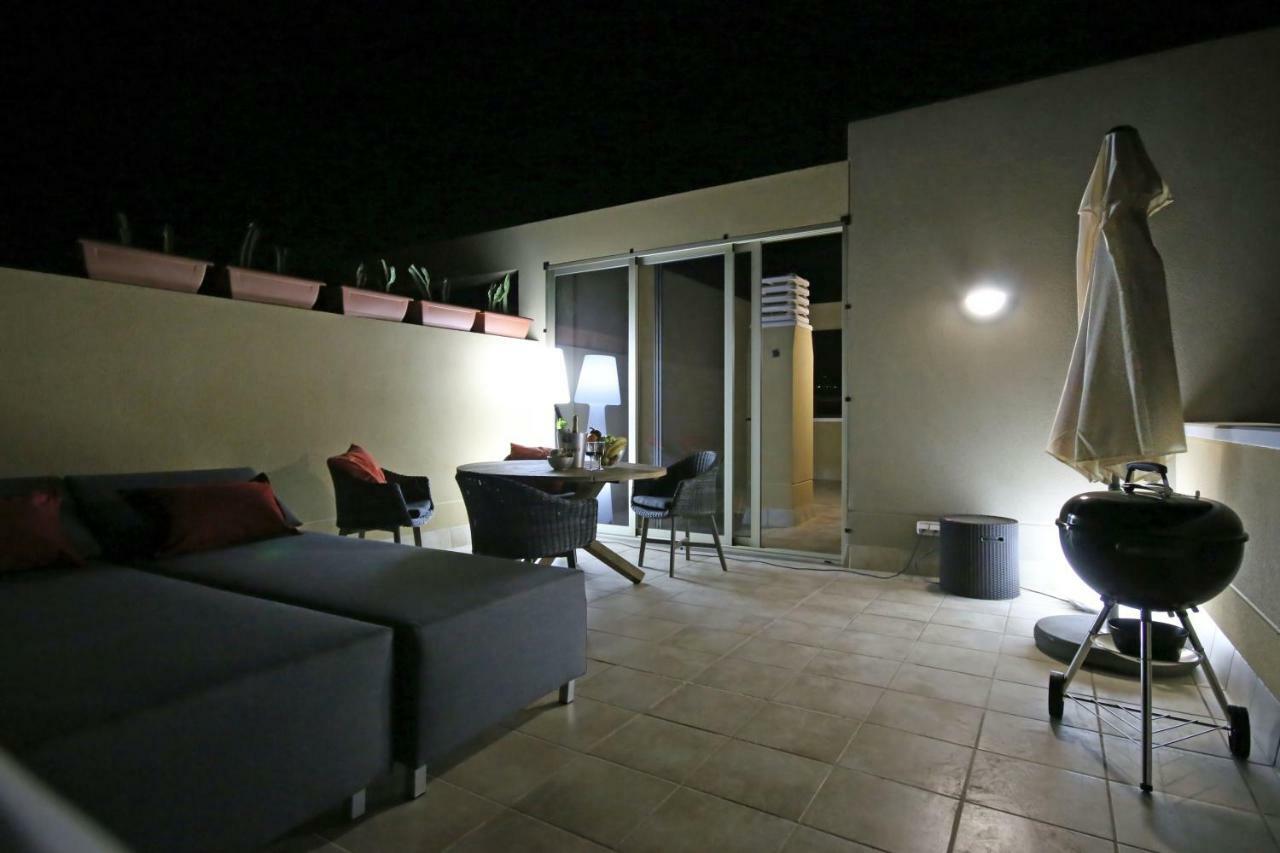 Apartamento La Perla By Rentmedano Superb Luxury Duplex, Private Roof Terrace, Ocean View, Pool, Wifi And Parking El Médano Exterior foto